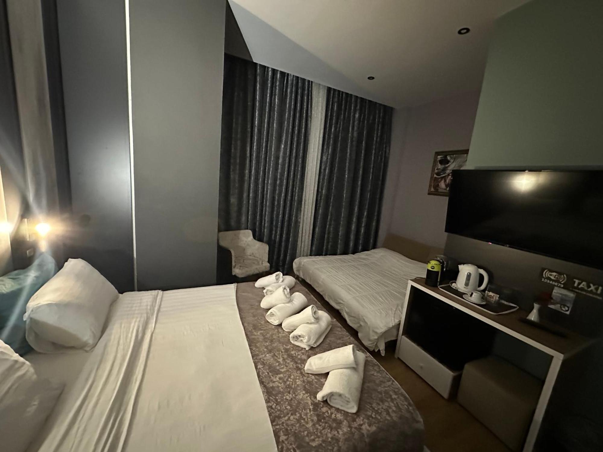 Colombia Apartments&Rooms Durrës Eksteriør billede