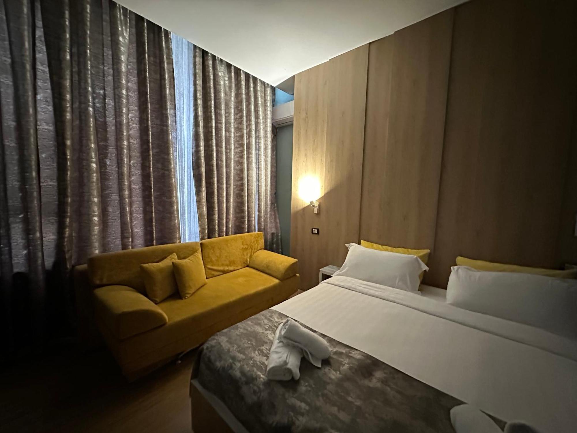 Colombia Apartments&Rooms Durrës Eksteriør billede